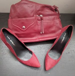 Red shoes and Red 👛